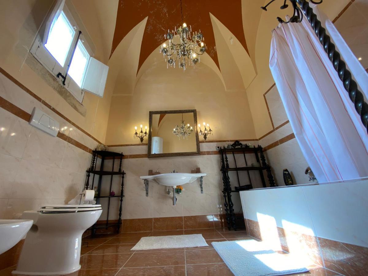Palazzo De Carlo E Il Parco Dei 7 Pozzi Bed and Breakfast Lecce Buitenkant foto
