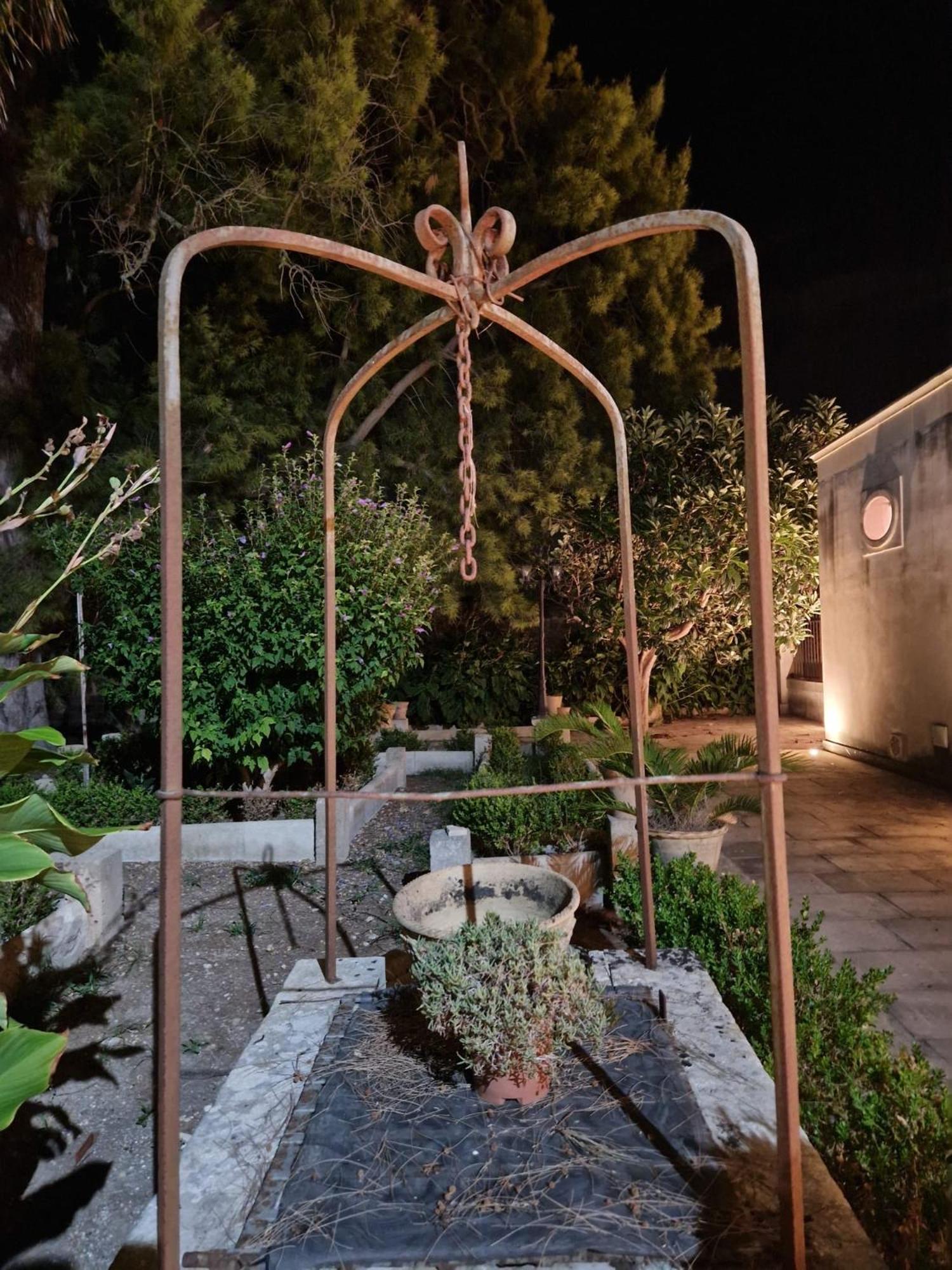 Palazzo De Carlo E Il Parco Dei 7 Pozzi Bed and Breakfast Lecce Buitenkant foto