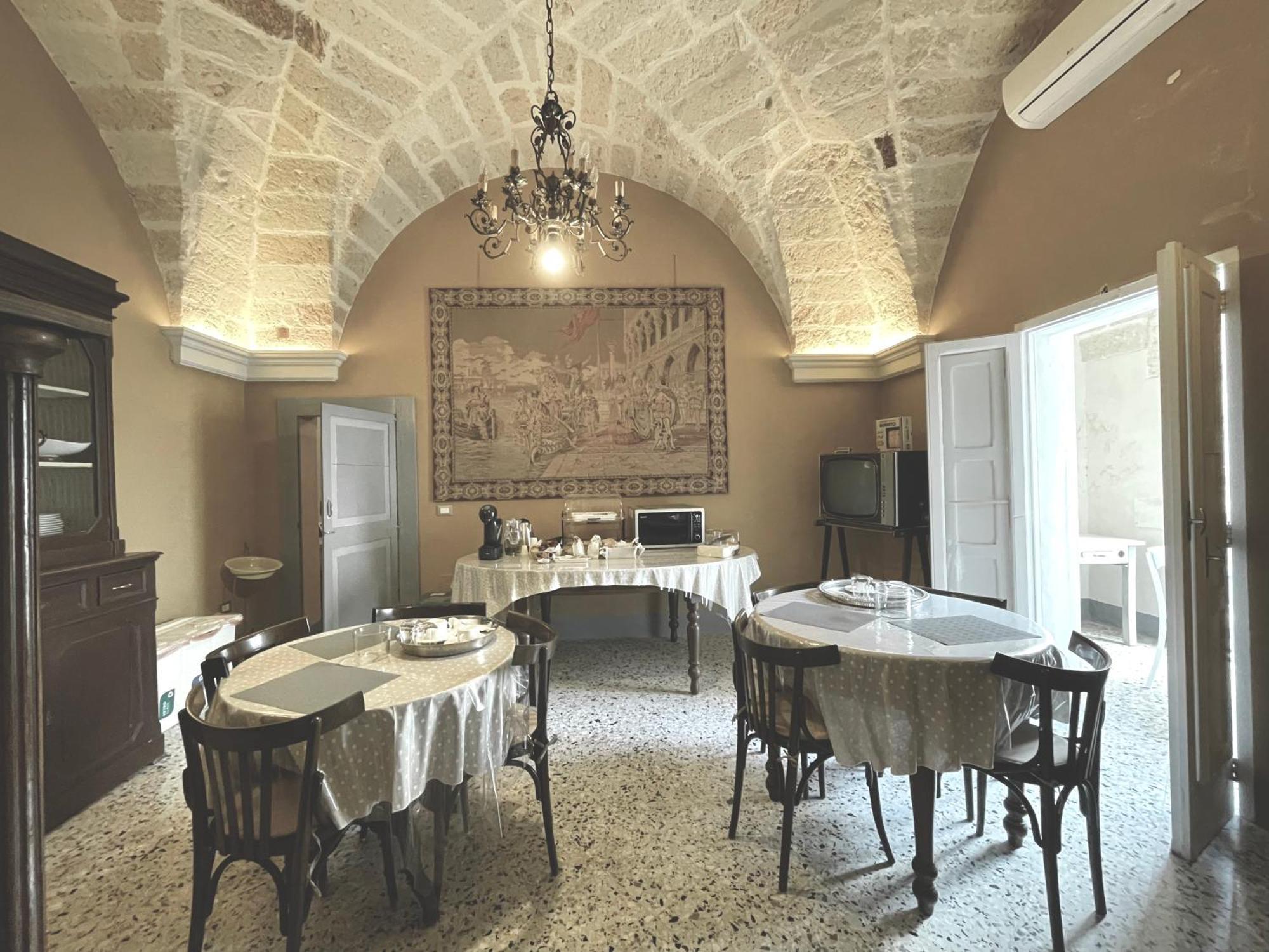 Palazzo De Carlo E Il Parco Dei 7 Pozzi Bed and Breakfast Lecce Buitenkant foto